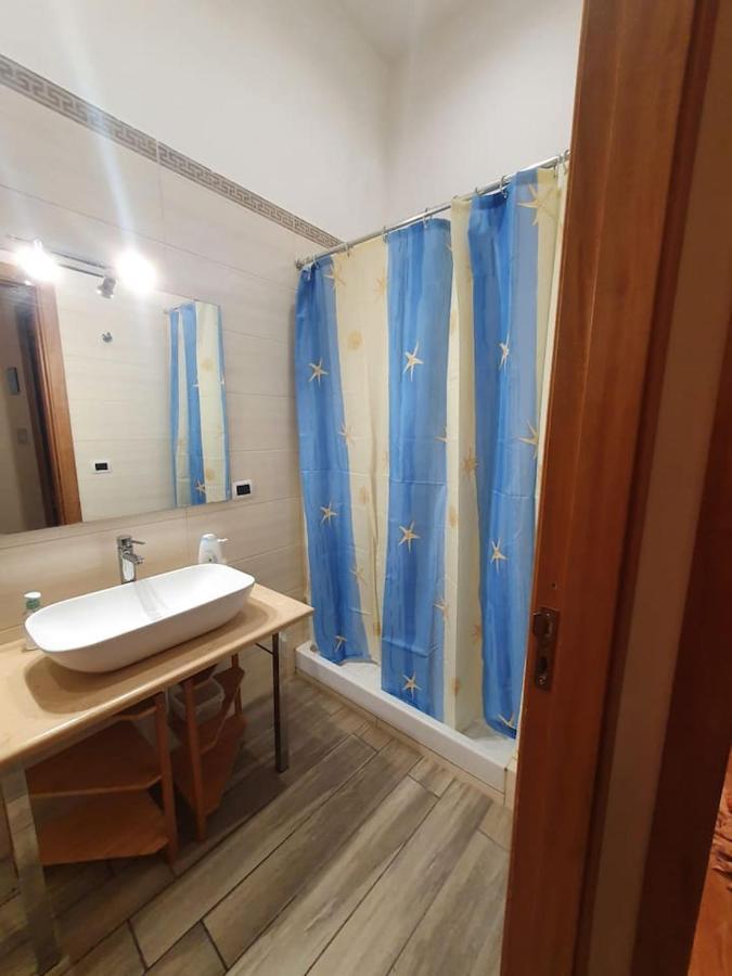 Traversa Toledo, Intero Appartamento Al Plebiscito Nápoles Exterior foto